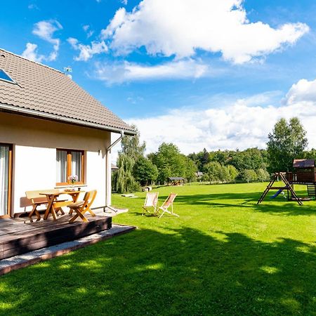 Apartamenty Czerwony Dworek - Duzy Teren Zielony, Plac Zabaw, Miejsce Na Grilla I Staw Z Mozliwoscia Wedkowania, Boisko Мислаковіце Екстер'єр фото